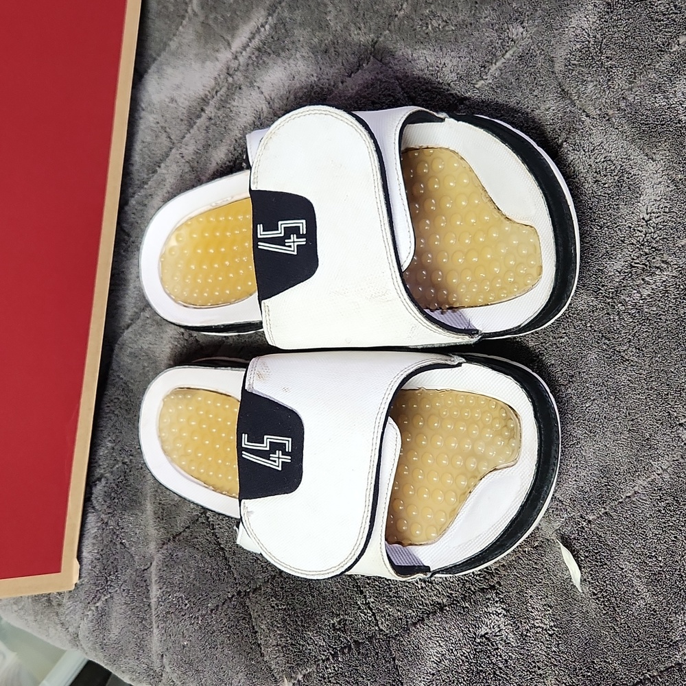 Jordan columbia slides